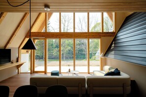 Villa de lujo, vista al lago | Wifi gratis y ropa de cama 