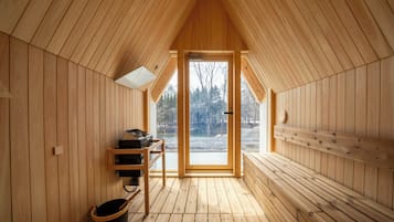 Luksusvilla, utsikt mot innsjø | Badstue