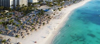 NEW 1-Min Walk to Beach 8-Bed 2 Villas 2 Pools