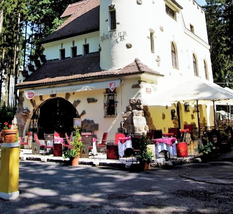 Exterior. REZIDENCE ZÁMEČEK - BOUTIQUE HOTEL