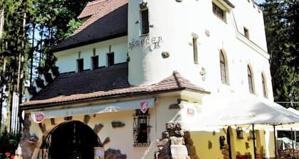 REZIDENCE ZÁMEČEK - BOUTIQUE HOTEL