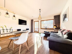 TV - Staufenhirsch Apartment (Oberstaufen)