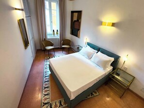 WiFi, bed sheets - Elegant Independent City Lodge in the heart of Trastevere (Roma)