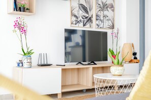 Duplex, 2 Bedrooms, Patio, Sea View | Interior - Eos Sea View Apartment (Syracuse)