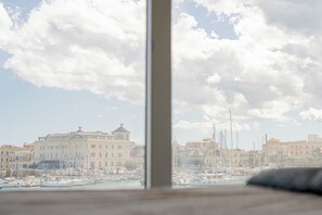 Duplex, 2 Bedrooms, Sea View | Interior - Eos Sea View Apartment (Syracuse)