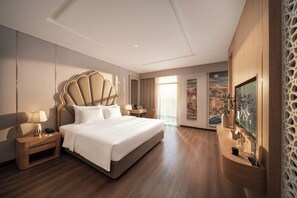 Free minibar items, in-room safe, free WiFi