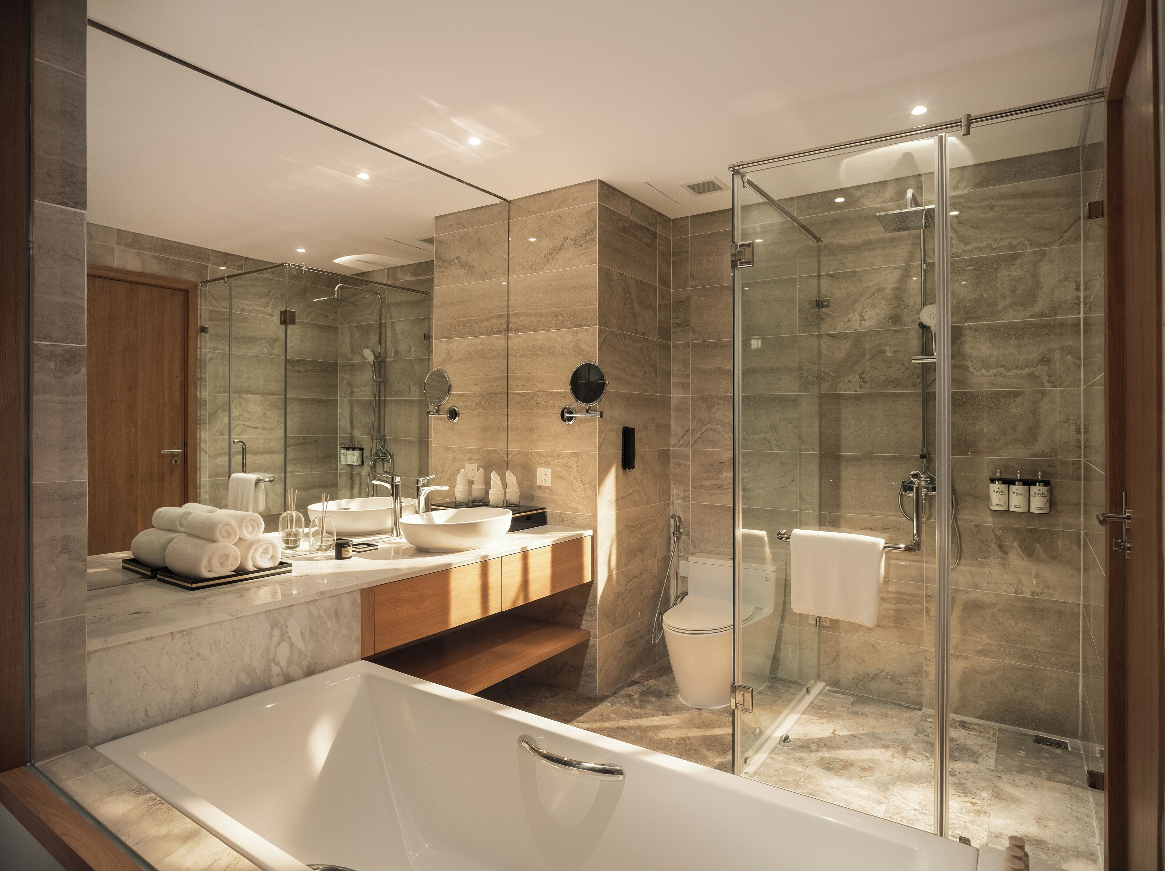Rainfall showerhead, hair dryer, bathrobes, slippers