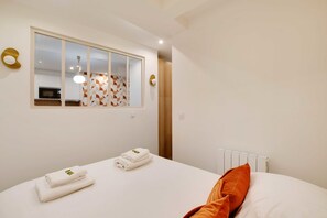 1 bedroom, WiFi, bed sheets - Appartement Cosy Faubourg Saint-Denis 4P (Paris)