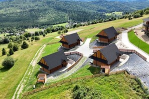 Exterior - Montini’s House – Relax in Nature with a Private Jacuzzi (Koniaków)