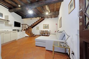 Living area - Pantheon Studio (Roma)