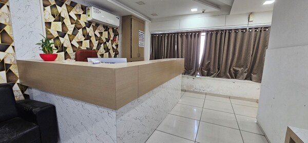 Hotel Nest View In - Ahmedabad