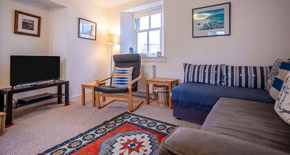 Admiralty Square (No 1) | Elie