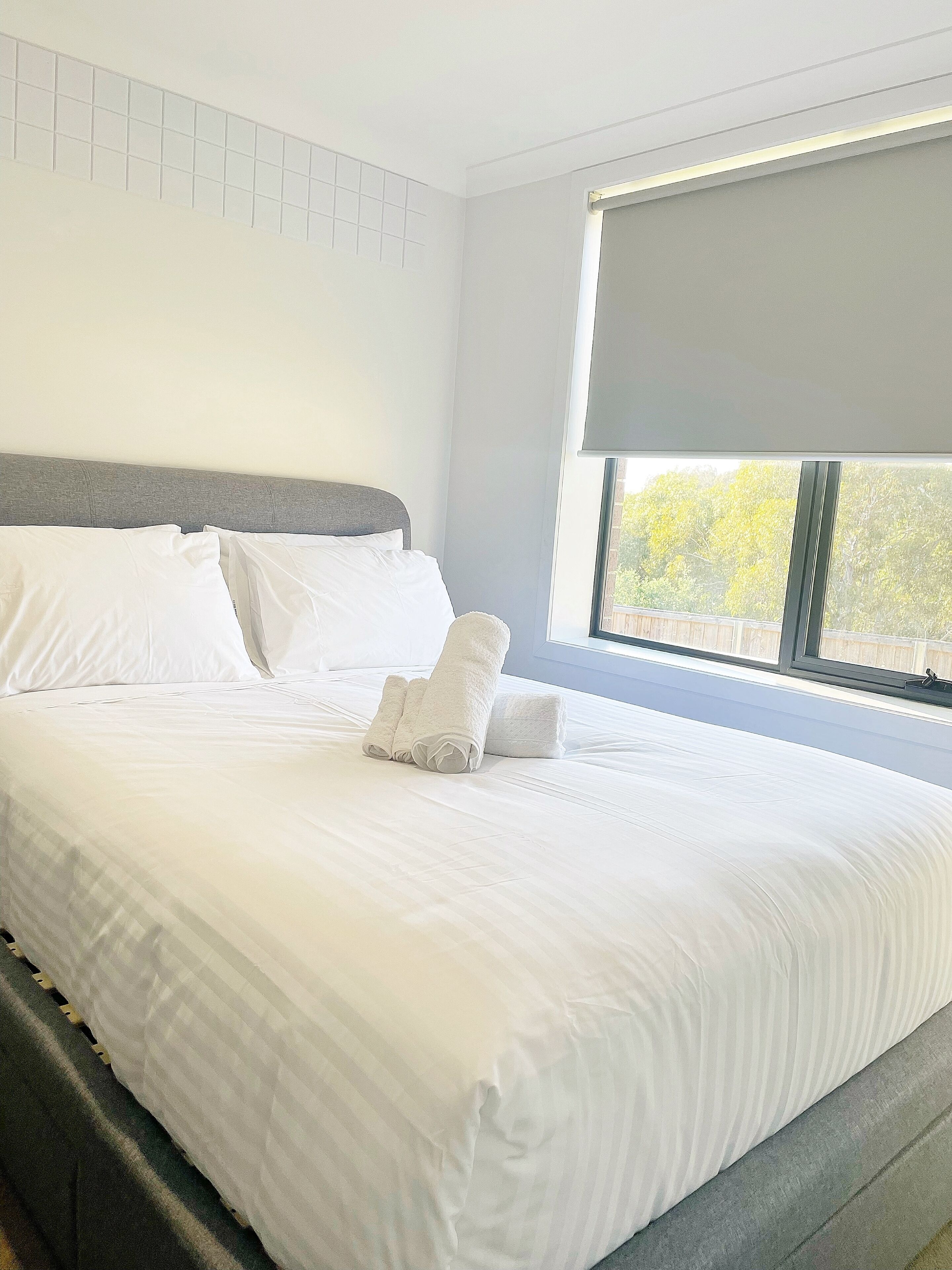 2 bedrooms, iron/ironing board, Internet, bed sheets