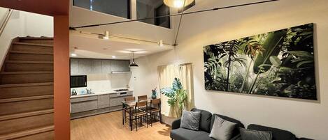 Familjevilla - utsikt mot staden | Utsikt frÄn rummet