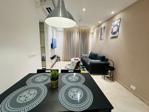 1BR Service Apartment A - 1105 Powai By Florastays