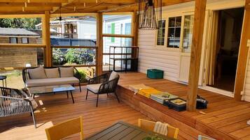 Khu ẩm thực ngoài trời