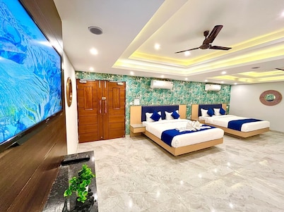 Hotel The Eleganza
