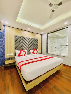Executive Room - Hotel The Eleganza (Jhajra)