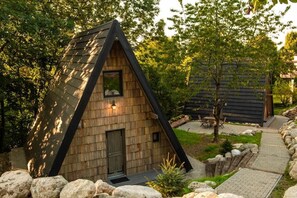 Exterior - Hai la Munte Bran (Bran)