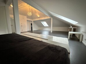 Fer et planche à repasser, Wi-Fi, draps fournis