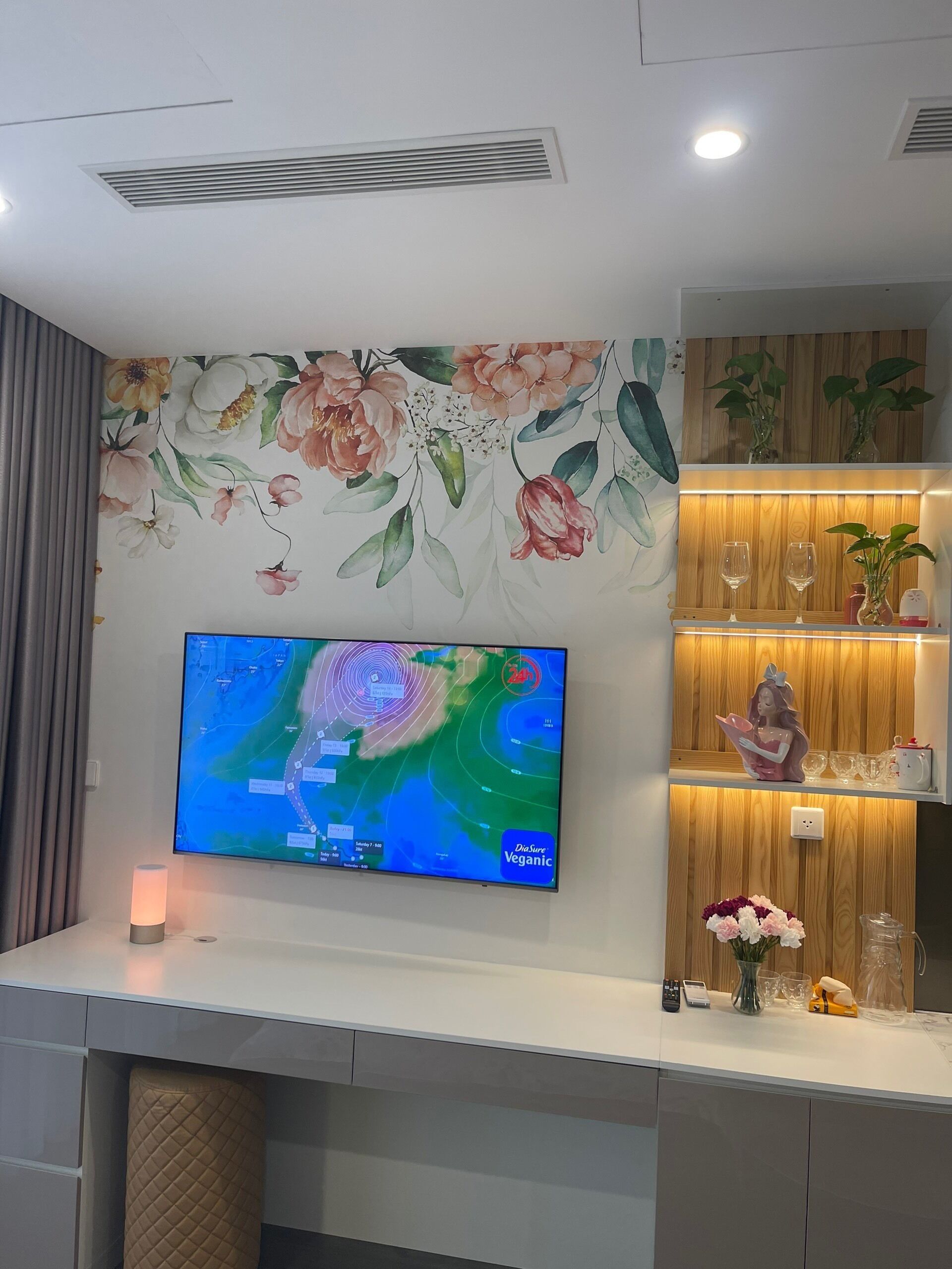 Basic Double Room, City View | Interior