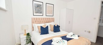 Modern 2 Bedroom Apartment in Central Wigan