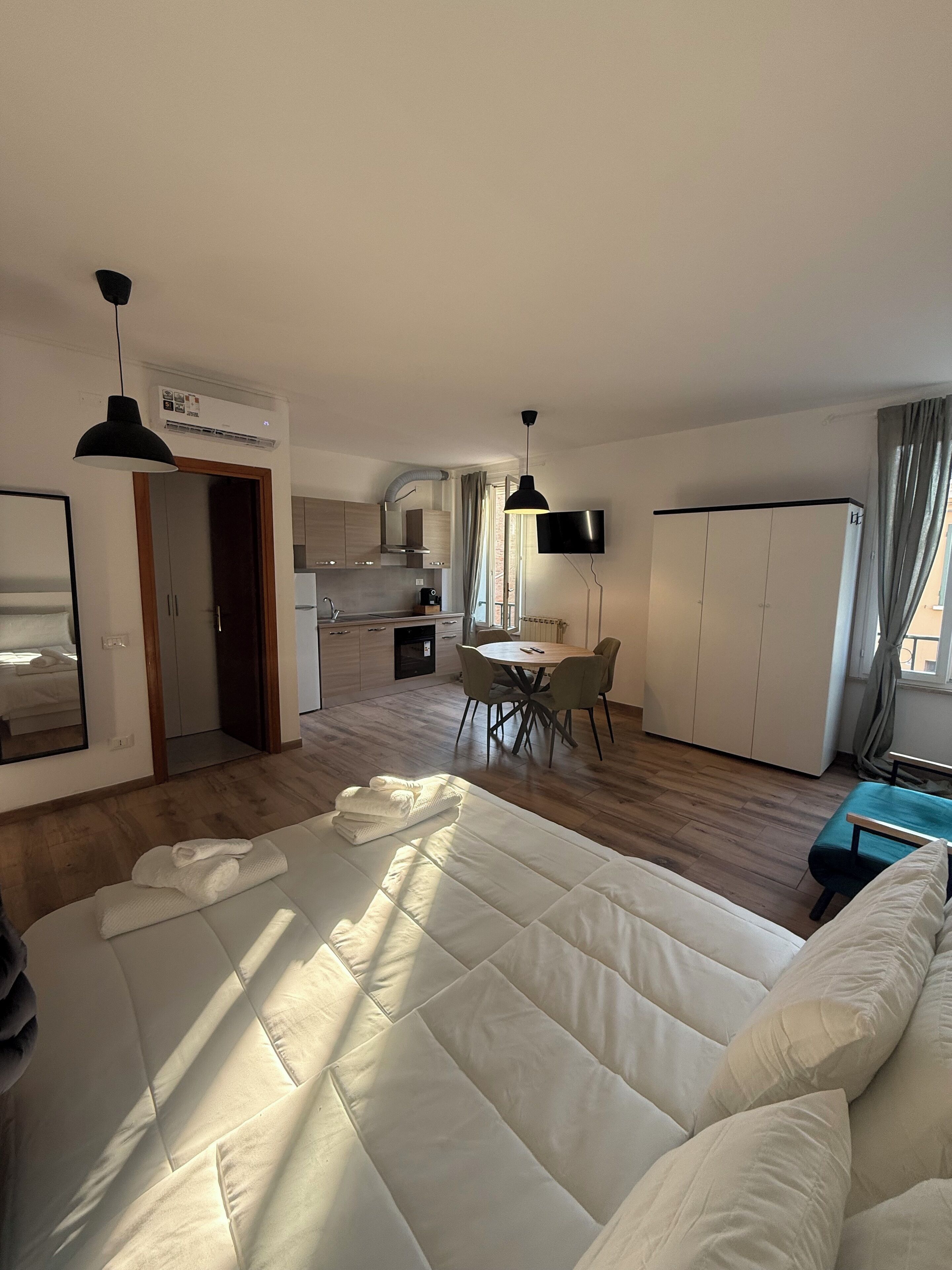 Fer et planche à repasser, Wi-Fi, draps fournis