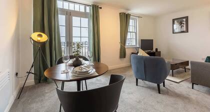 1 Bed Whitehaven Harbour-side Flat with Sea Views