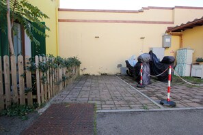 Apartment | Property grounds - Suite dei Vanni - Free private parking (Florence)