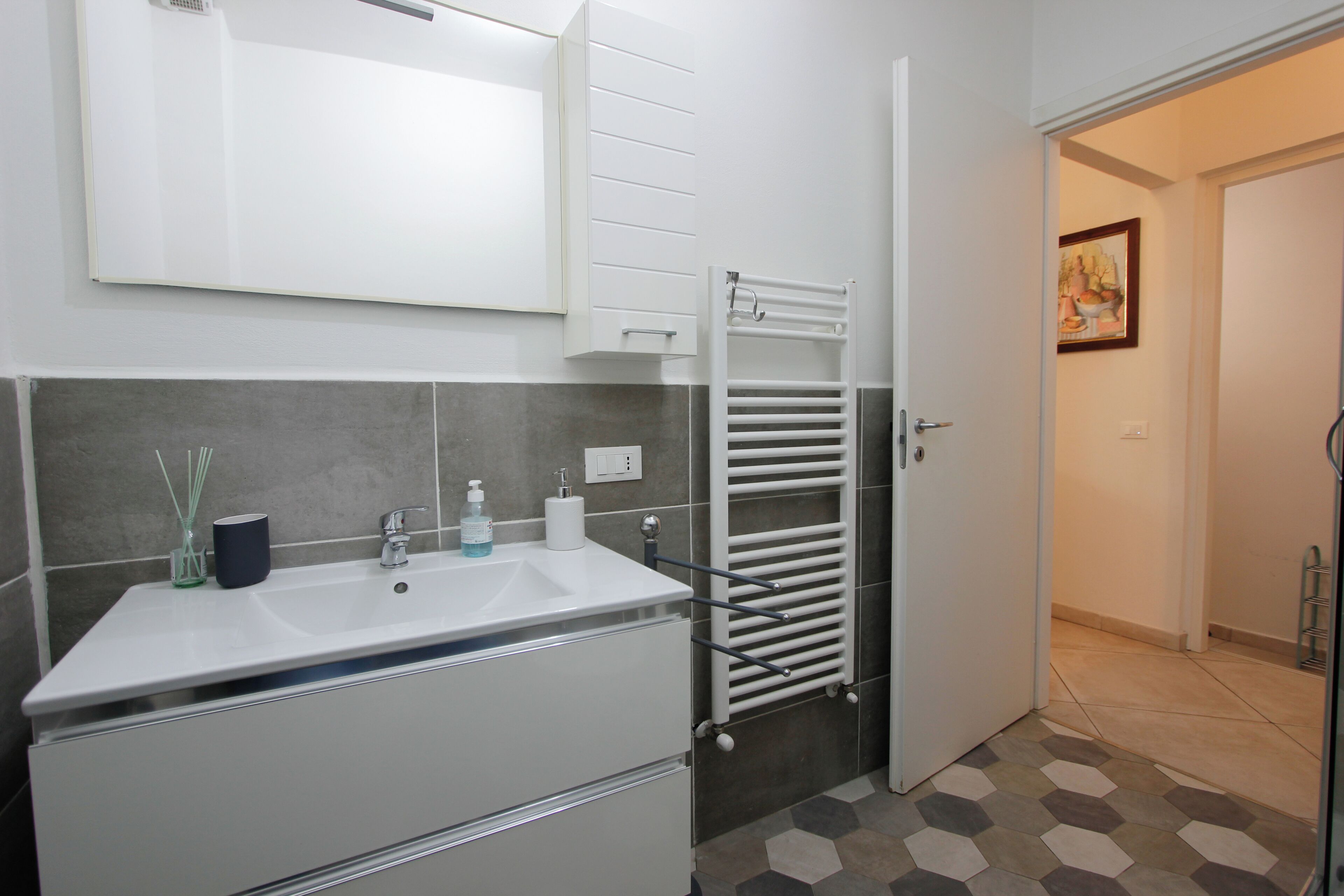 Apartment | Bathroom