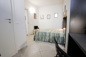 Apartment | Langsir/tirai gelap terus, seterika/papan seterika, Wi-fi percuma 