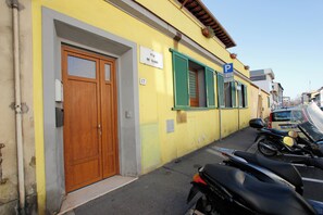 Apartment | Perincian bahagian luar