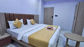 Deluxe Double Room, City View