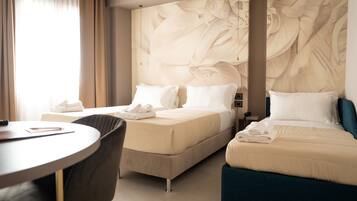 Family Room | In-room safe, blackout drapes, free WiFi