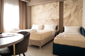 Caja de seguridad en la habitación, cortinas blackout y wifi gratis 