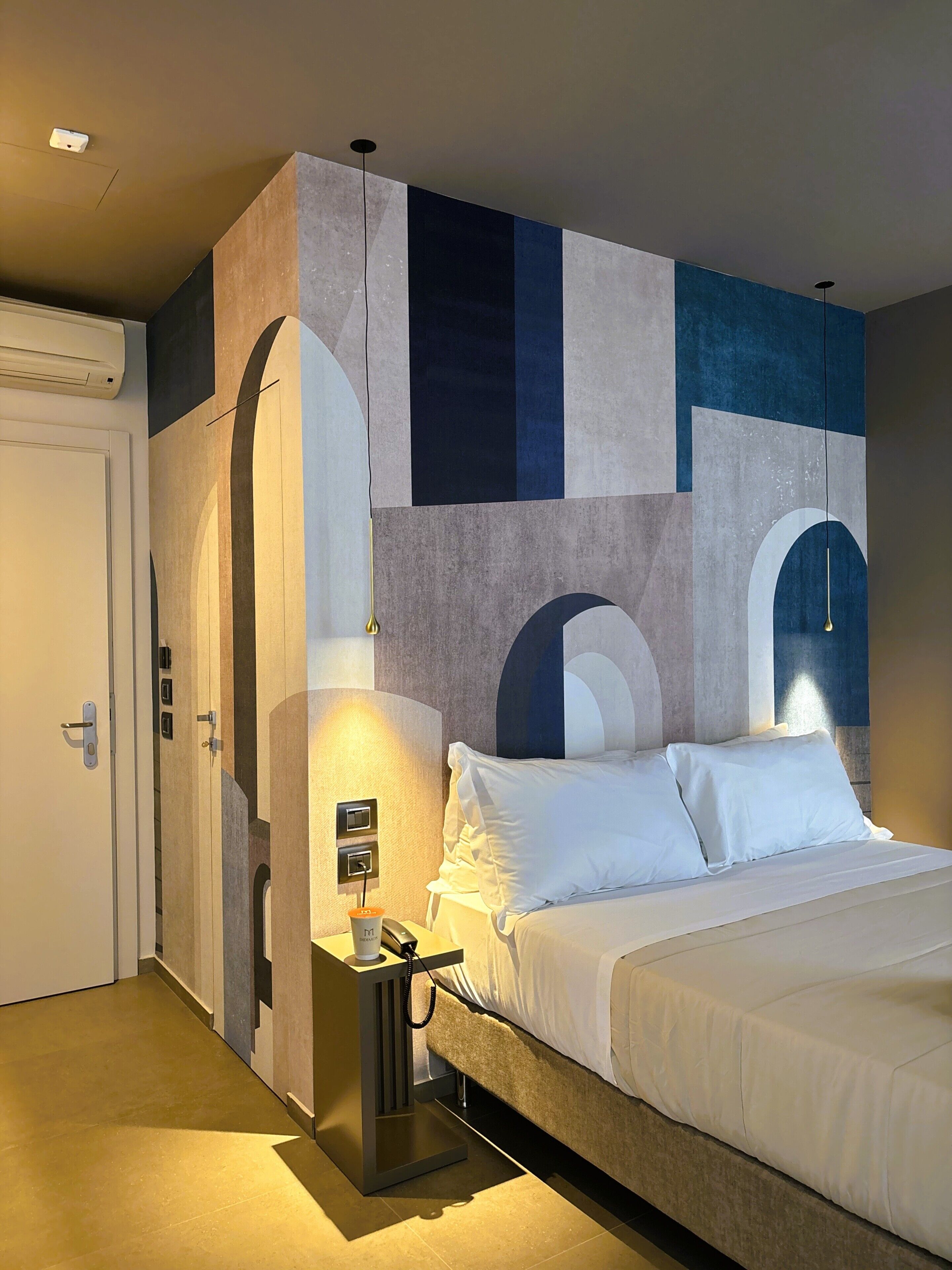 Comfort Room | In-room safe, blackout drapes, free WiFi