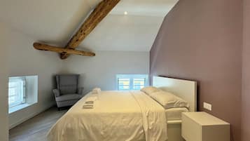 1 camera, accesso a Internet, lenzuola