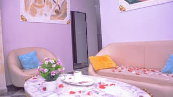 Suite superior, vistas a la ciudad | Interior