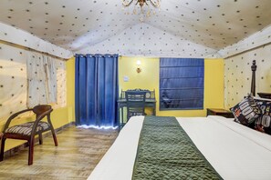 Comfort Cottage, Garden View | Desk, laptop workspace, free WiFi - Alaya Stays Fortezza (Sohna)