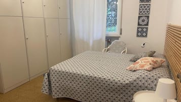 1 bedroom, iron/ironing board, WiFi