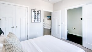 Unclassified image, 3 of 5, button - TWO CozySuites Music Row Lovely Condo in Nashville (Nashville)
