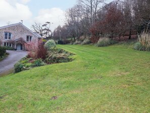 Property grounds - Kerslake House (Torpoint)