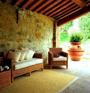 Basic Apartment, Garden View | Terrace/patio - Borgo della Meliana  (Gambassi Terme)