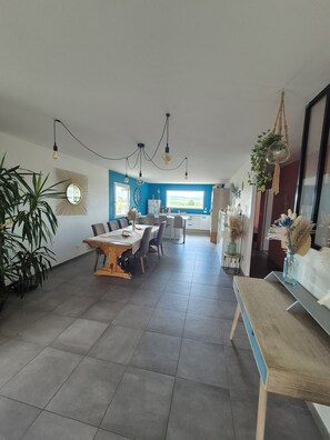 Interior - House with swimming pool & exceptional view of the Vercors - Absolute peace and quiet (Chabrillan)