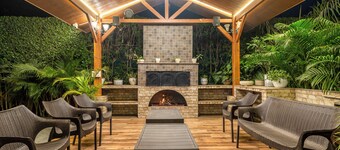 Elivaas Leo's Den 4BHK With Private Pool