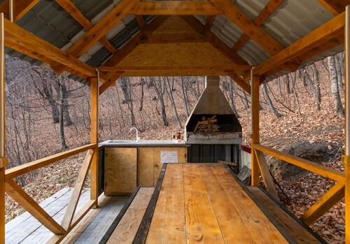 Peaceful 2Bed | Forest Air | BBQ | Private | Cozy