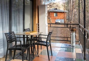 Outdoor dining - Peaceful 2Bed | Forest Air | BBQ | Private | Cozy (Dilijan)