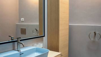 Appartement, 1 chambre | Salle de bain