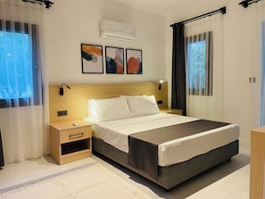 Fer et planche Ă repasser, Wi-Fi, literie fournie