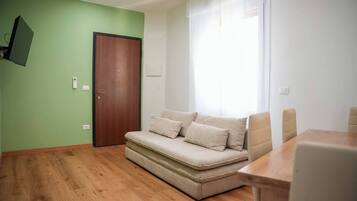 Apartment, 1 Bedroom, Smoking | Ruang tamu